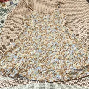 GAP Floral Patterned Fabric